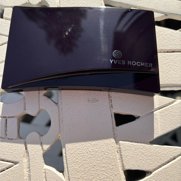 Yves Rocher Matte Compact Powder 400 - Matité mat - Picture 1 of 7